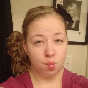 Meet your Posher, Ania